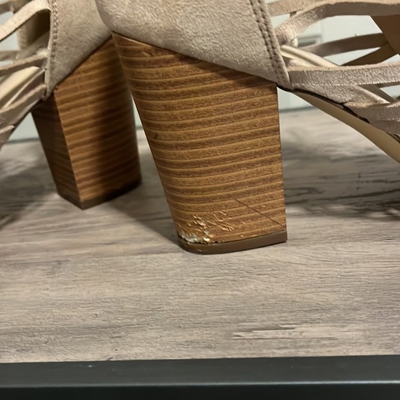 Fun lace up open toed booties. - Picture 3 of 3